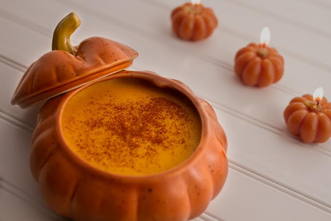 Pumpkin Soup with Cinnamon Croutons